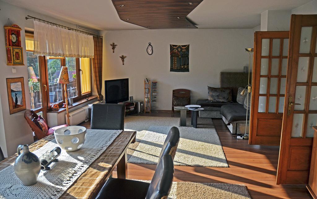 Willa Karolinka Stroza - Pet Friendly Мысленице Экстерьер фото